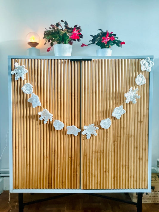 Festive Garland Crochet Kit