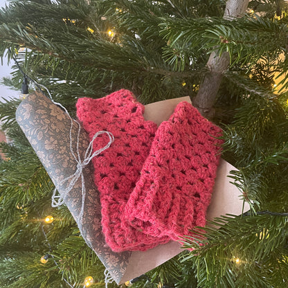 Winter Accessories Crochet Workshops: Westbury Arts Centre